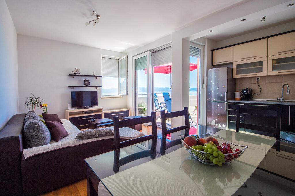 Apartment Dominik โปดสตรานา ภายนอก รูปภาพ