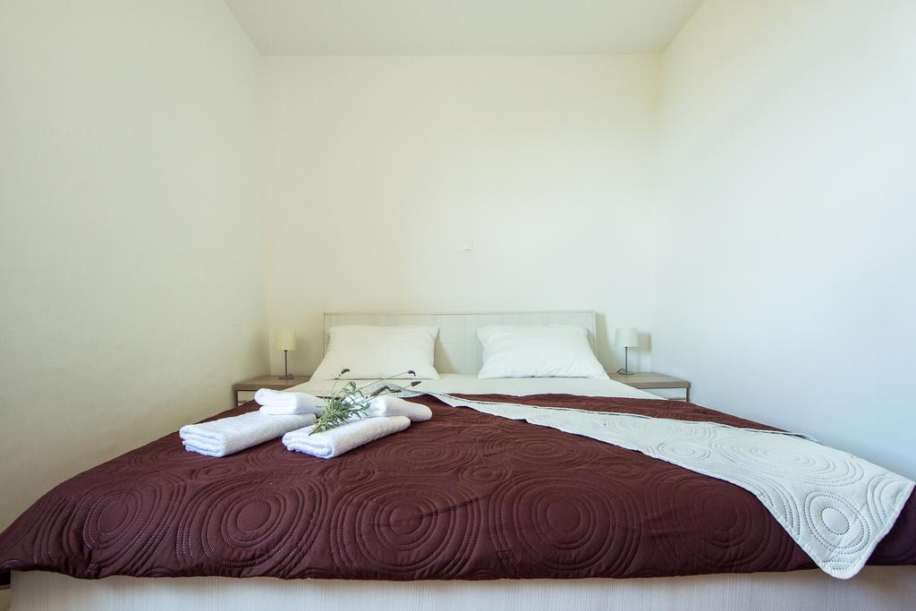 Apartment Dominik โปดสตรานา ภายนอก รูปภาพ